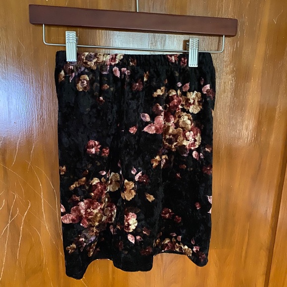 Skirt-xsmall-pacsun - Picture 1 of 3